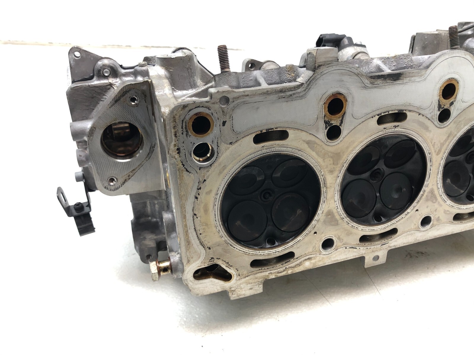 2014-2017 MASERATI GHIBLI S Q4 3.0L RIGHT PASS SIDE CYLINDER HEAD W/ COVER OEM.
