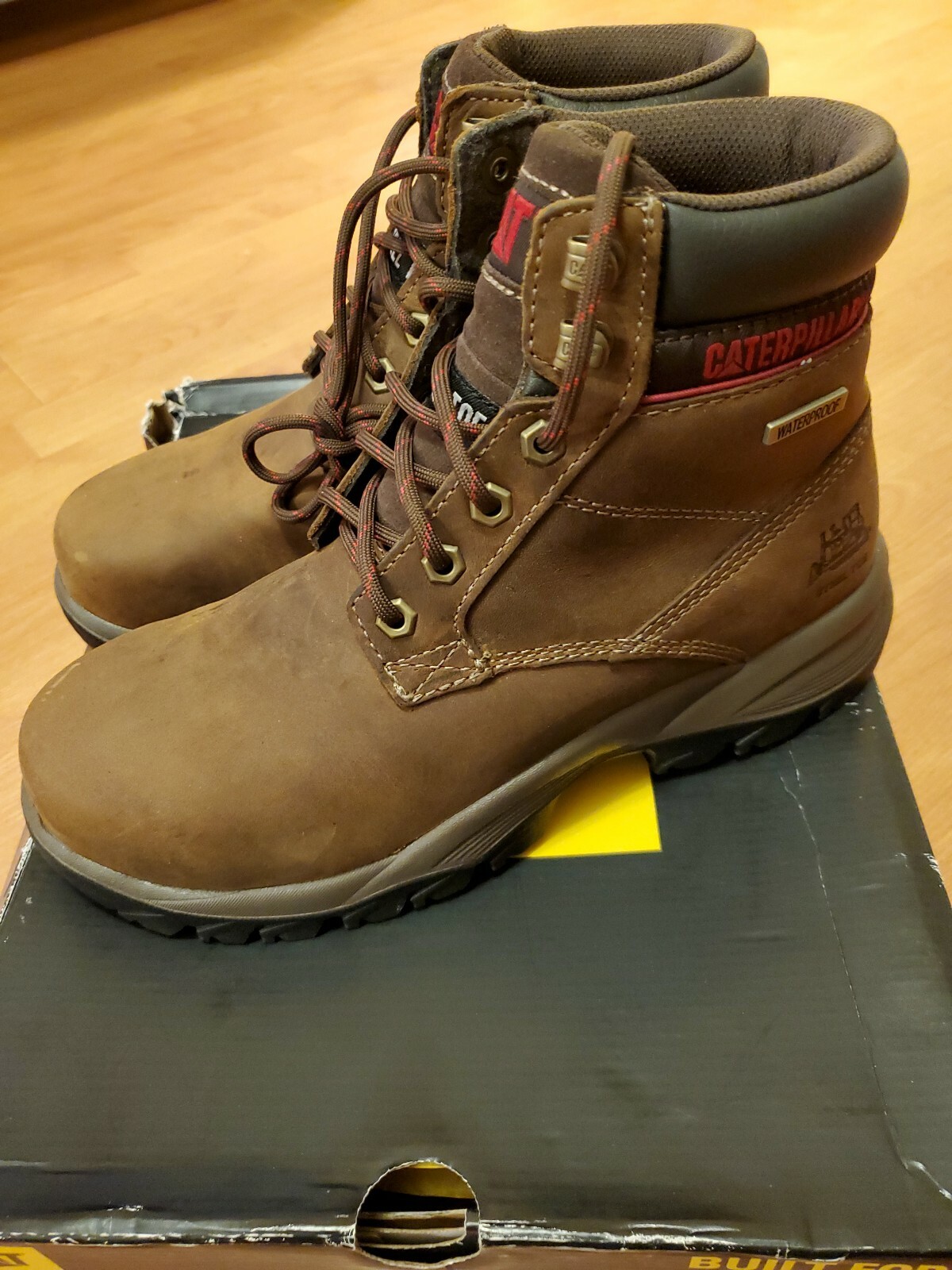 caterpillar dryverse work boot