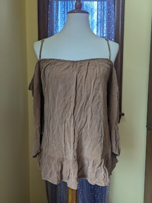 NWT Buckle Gimmicks By BKE Tan Brown Cold Shoulder Ruffle Top Shirt Size Medium