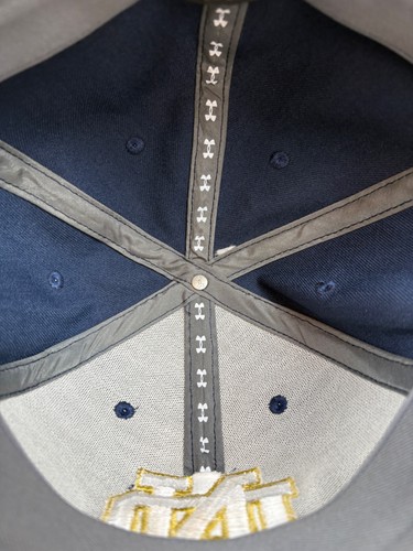 Under Armor University Of Notre Dame Flex Fit Large Navy Hat Logo New w/out Tags - Picture 5 of 6