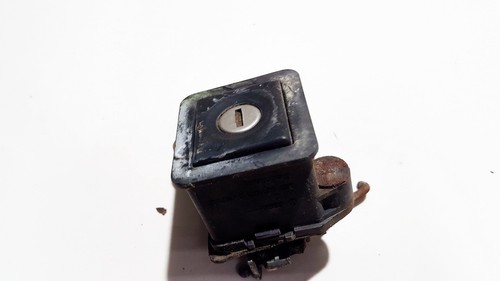 357827571D Heckklappenschloss Heckklappe Stellmotor  Volkswagen P DE930397-51