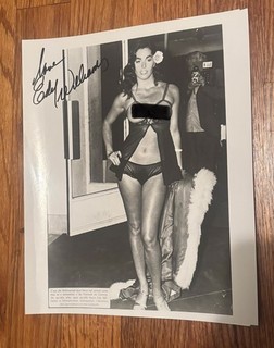 SIGNED by EDY WILLIAMS Wife & RUSS MEYER Star : B&W PHOTOGRAPH (8" X 10")