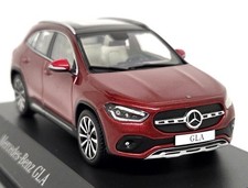 Spark 1/43 Mercedes Benz GLA H247 2020 Designo Patigonia Red Resin Model Car