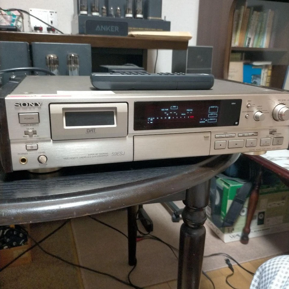 Sony DTC-59ESJ Digital Audio Tape Deck Super Bit Mapping usado de Japón Foto 2 de 4