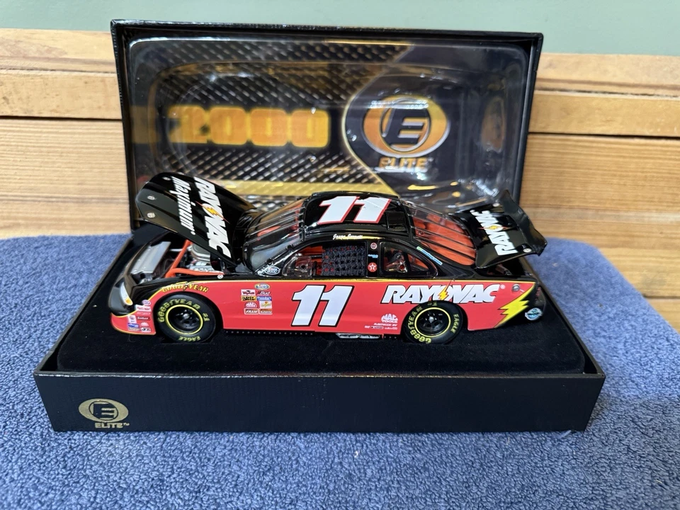 2000 JASON JARRETT #11 RAYOVAC 1:24 RCCA ELITE - Serial # 1 OF 804. NEW IN ORG. - Image 4 of 4