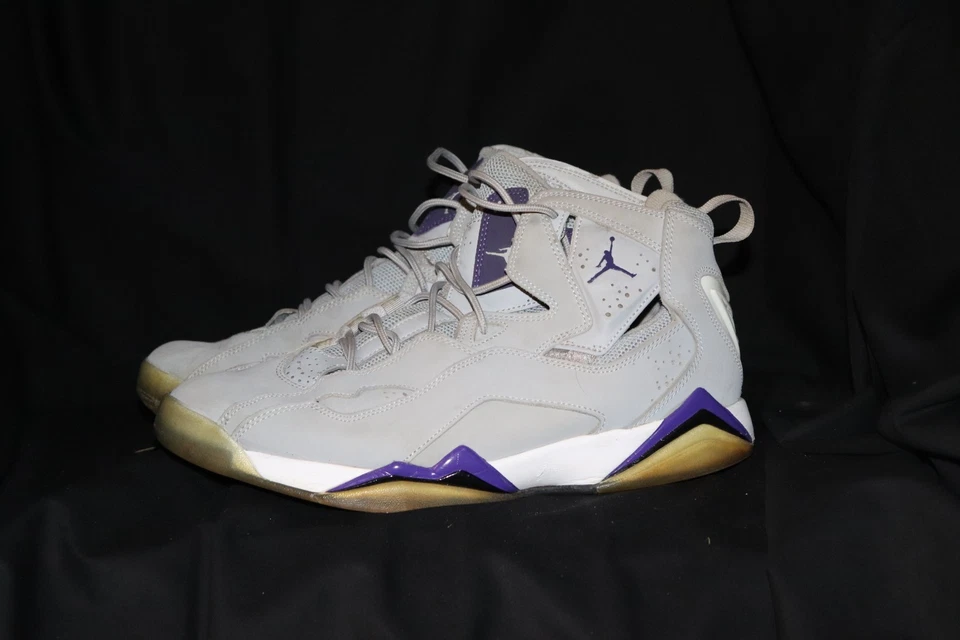 Nike Air Jordan True Flight Wolf Grey Court Purple 342964-051 Men's Size 10.5 - Image 3 of 4
