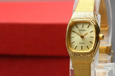 Vintage 1994 Citizen 5930-F90435 YO Gold Octagon Quartz Womens