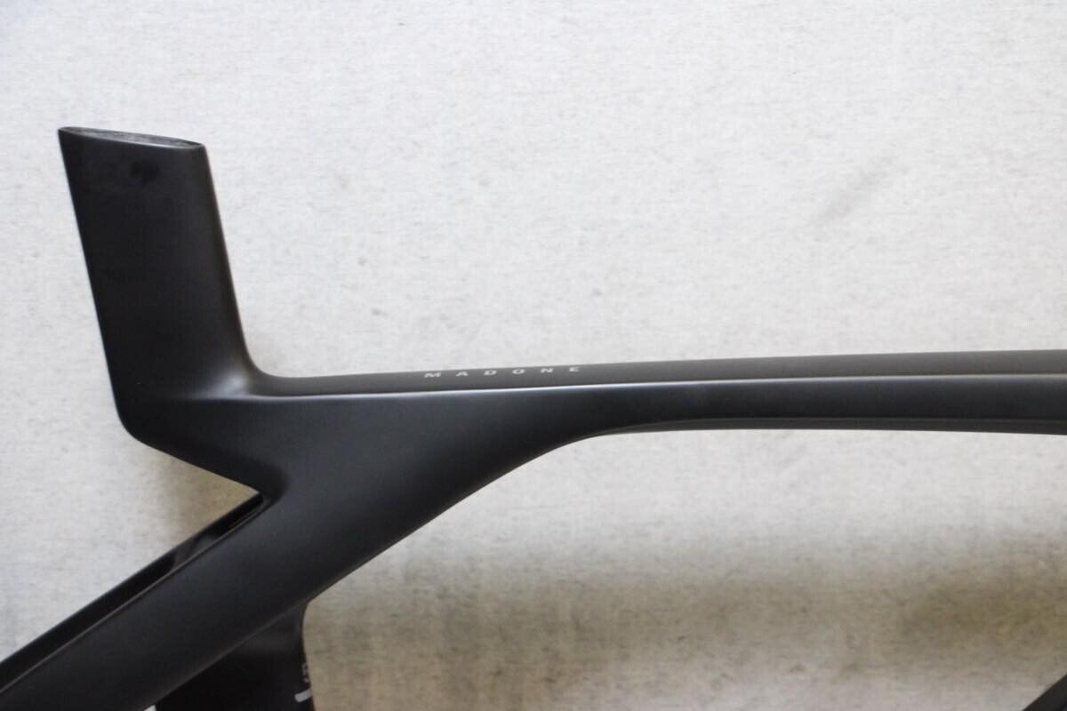 TREK MADONE SLR Gen 7 Carbon Frame 52 (2024) with Handlebar TREK MADONE SLR Gen 7 Carbon Frame 52 (2024) with Handlebar