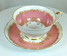 Vtg Royal Grafton Teacup and Saucer K1666 Rose Pink Bone China Gold Gilding