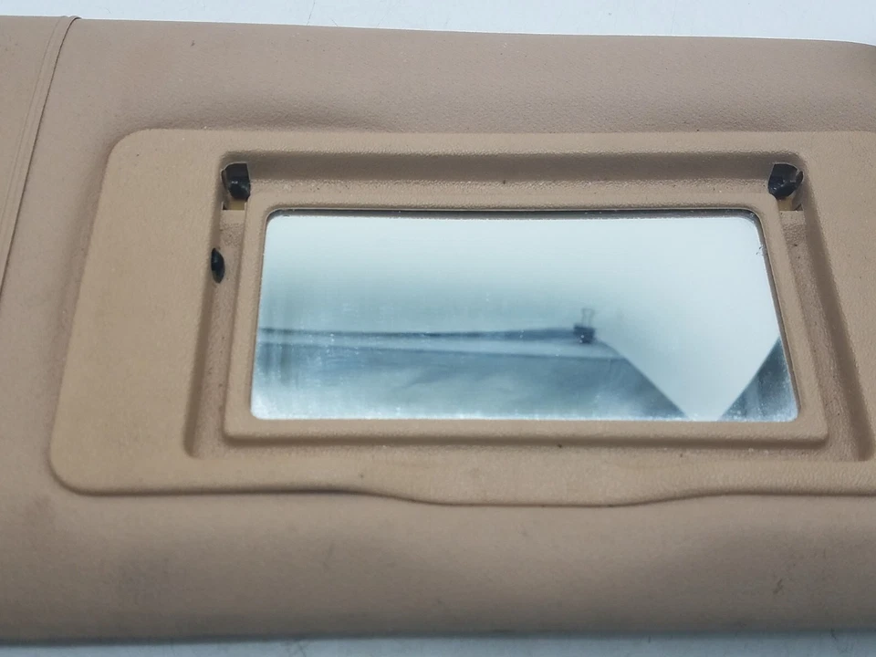 Espejo parasol delantero derecho del lado del pasajero Mercedes-Benz Clase C C320 2001-2005 Foto 2 de 4