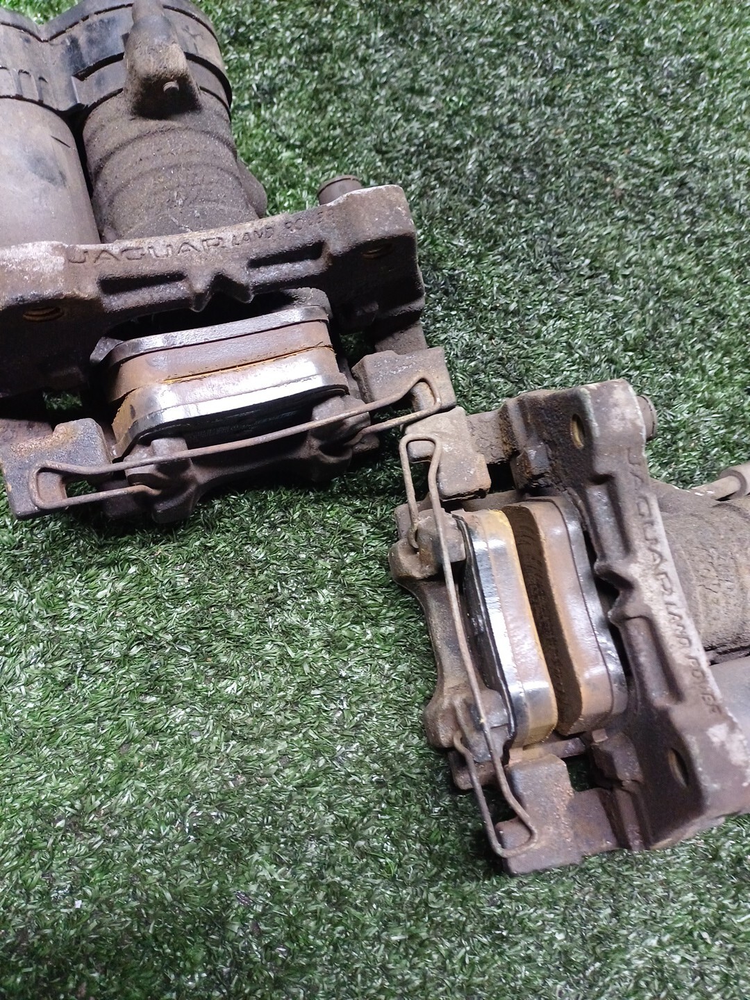 JAGUAR XE BRAKE CALIPER REAR RIGHT&left ELECTRIC FK722k328bd X760 2015