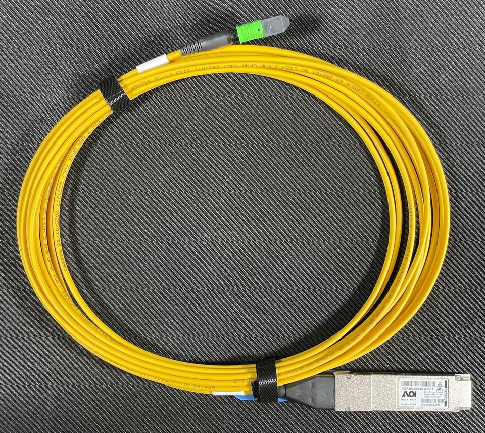 NEW AOI AQP3SN06EDLA1301 100G PSM4 QSFP28 1310nm 6M Optical Cable- Same ...