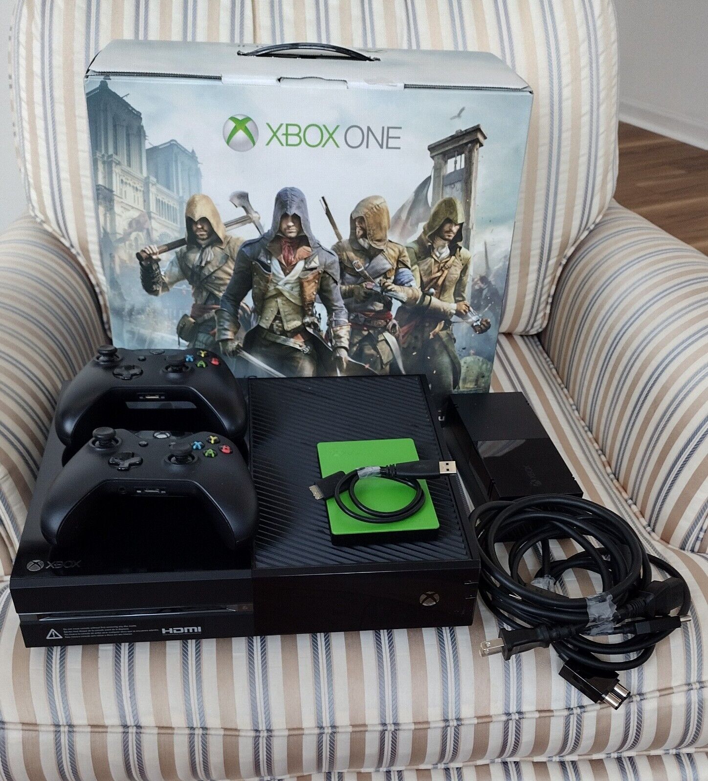 2020 New Xbox 512GB SSD Console - White Xbox Console and Wireless  Controller with Assassin's Creed Unity Full Game 