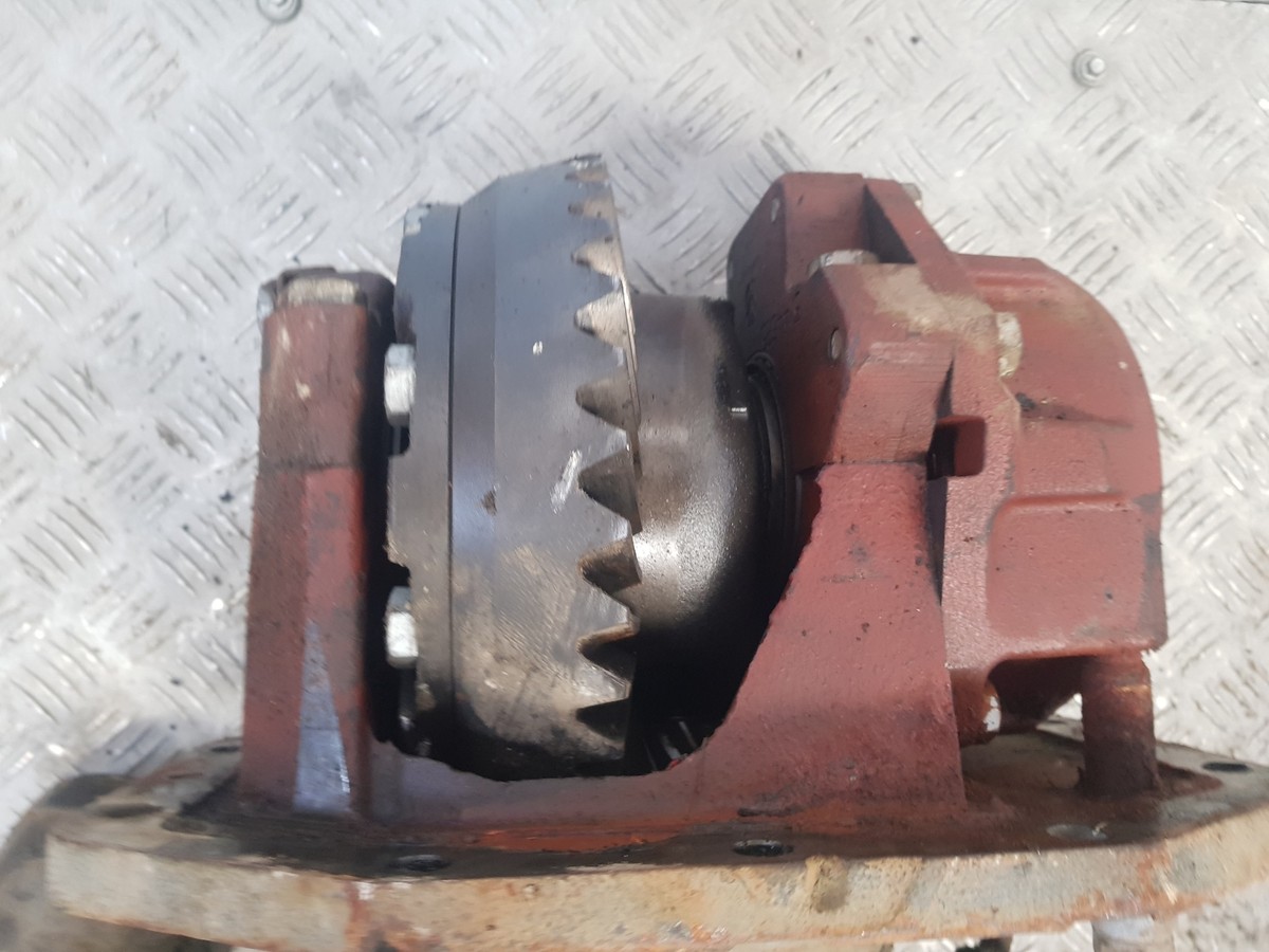 New Holland TS 100, 110, 115 Front Differential Bevel 5151112