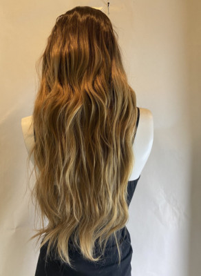 JORDYN WOODS EASILOCKS BODYWAVE LACE U-PART 24'' 200G MEDIUM BROWN OMBRE HAIR
