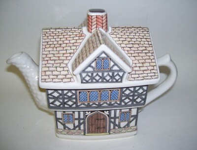 Sadler England Tea Pot English Country Houses Tudor House Vintage T-Pot