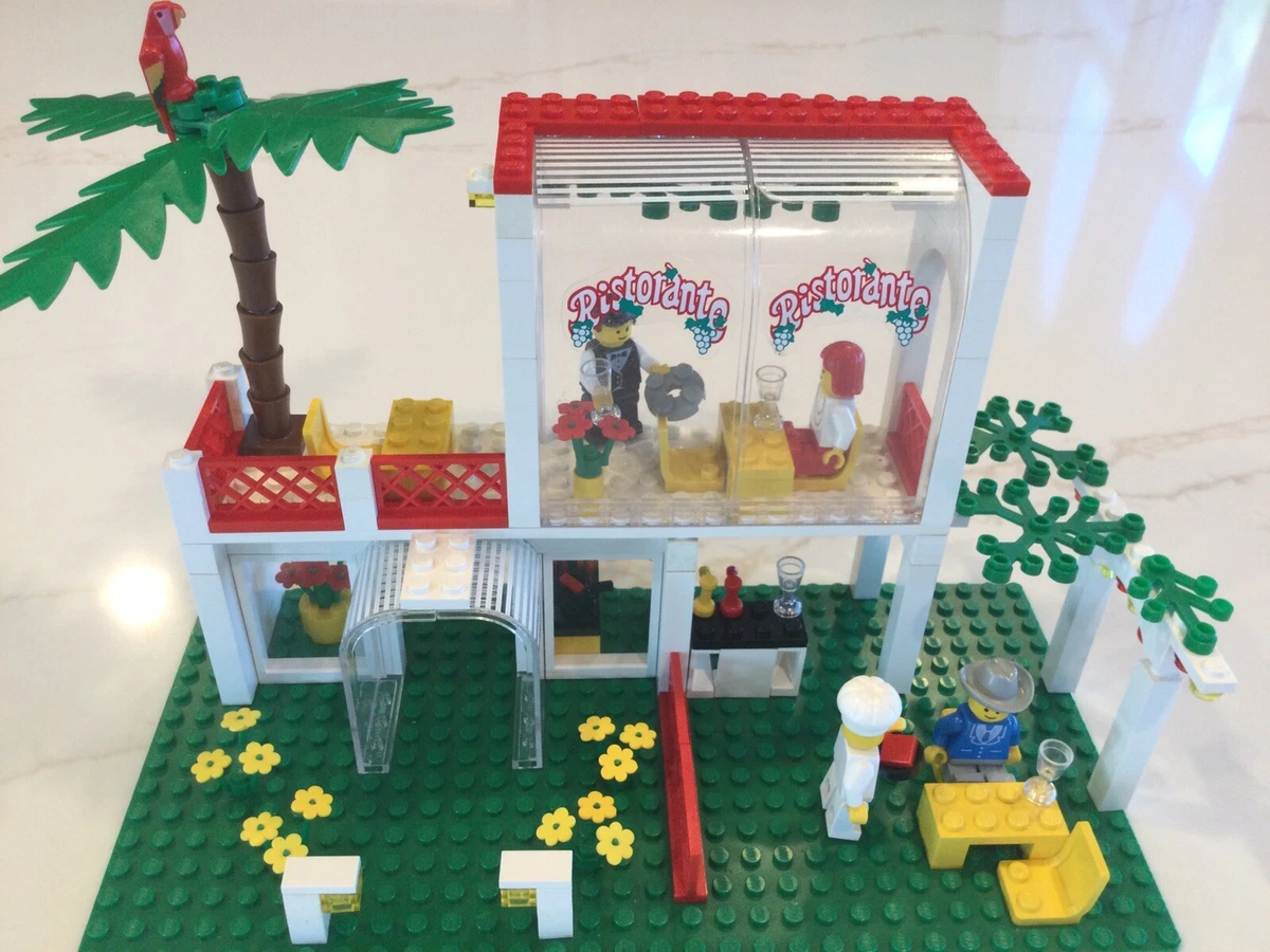 LEGO Legend Set #10037 / Breezeway Cafe #6376 / COMPLETE & CORRECT