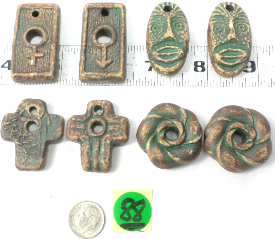 8 Lindos rostros XL, flores, cruces, cuentas/dijes/colgantes vintage de cerámica Perú Foto 4 de 4