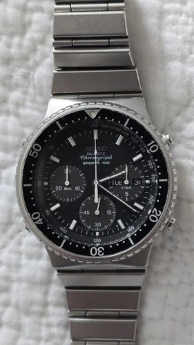 SEIKO VINTAGE SPORTS CHRONOGRAPH MENS WATCH...BEAUTIFUL WATCH