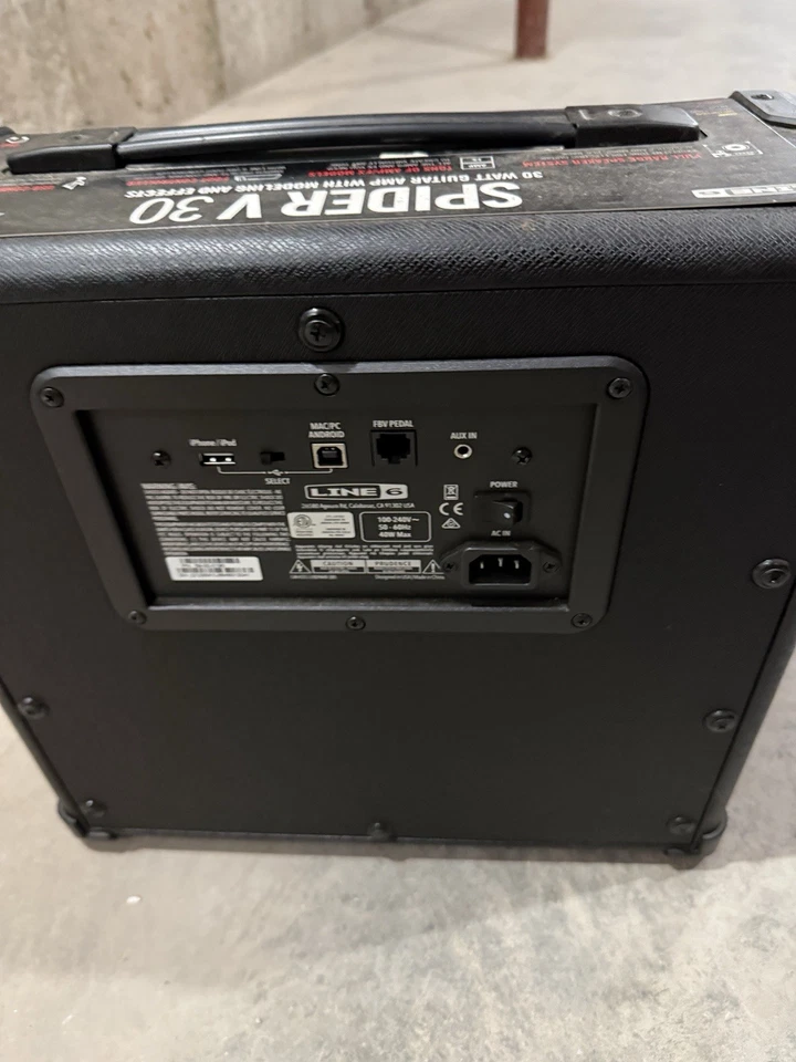 Line 6 SPIDER V 30 MKII 1 x 8" Speaker(s) Amplifier Guitar - Image 4 of 4