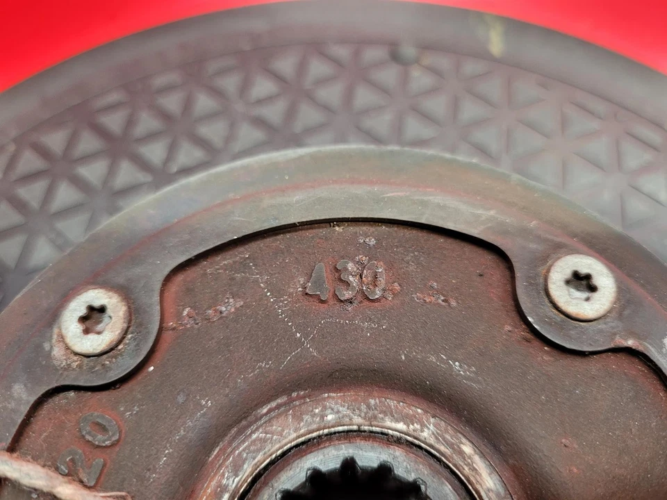 BMW F800GT 2015 FRONT DRIVE PULLEY — 第 3/4 张图片