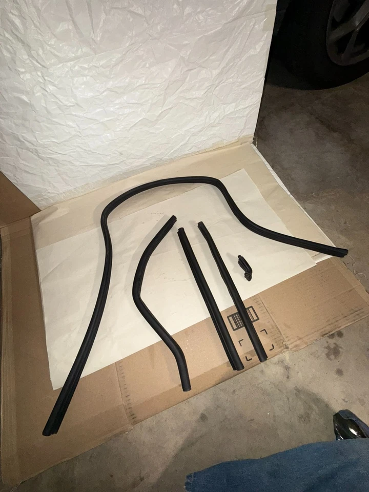 *BMW Z3 Coupe Roadster M Coupe M Roadster Vedações de gaxetas de compartimento de motor 1996-2002 NLA - Imagem 2 de 4