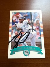 Luis Castillo Signed 2002 Fleer Autograph 
