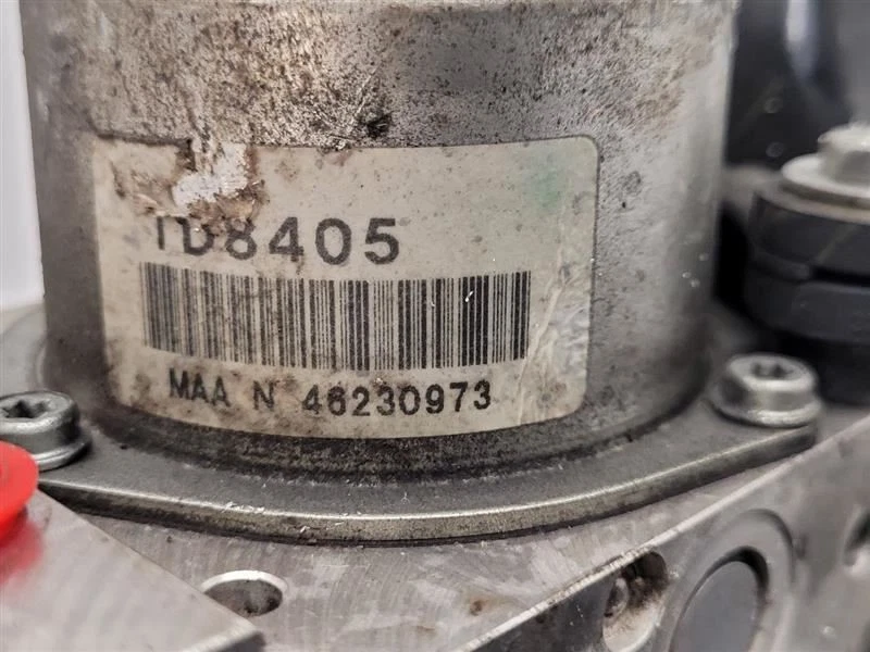 NISSAN JUKE S 2012-2014 Anti-Lock Brake Part Assembly AWD 1.6L 476601KF4C Foto 4 de 4