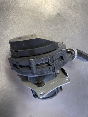 BMW ZB1715293 72216636 Air Injection Secondary Emission Smog Pump 2003 325i Used
