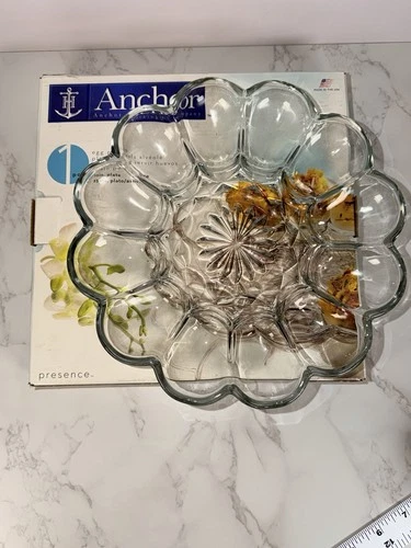 Egg Plate 10” Anchor Hocking Presence Pattern In Original Box Vintage