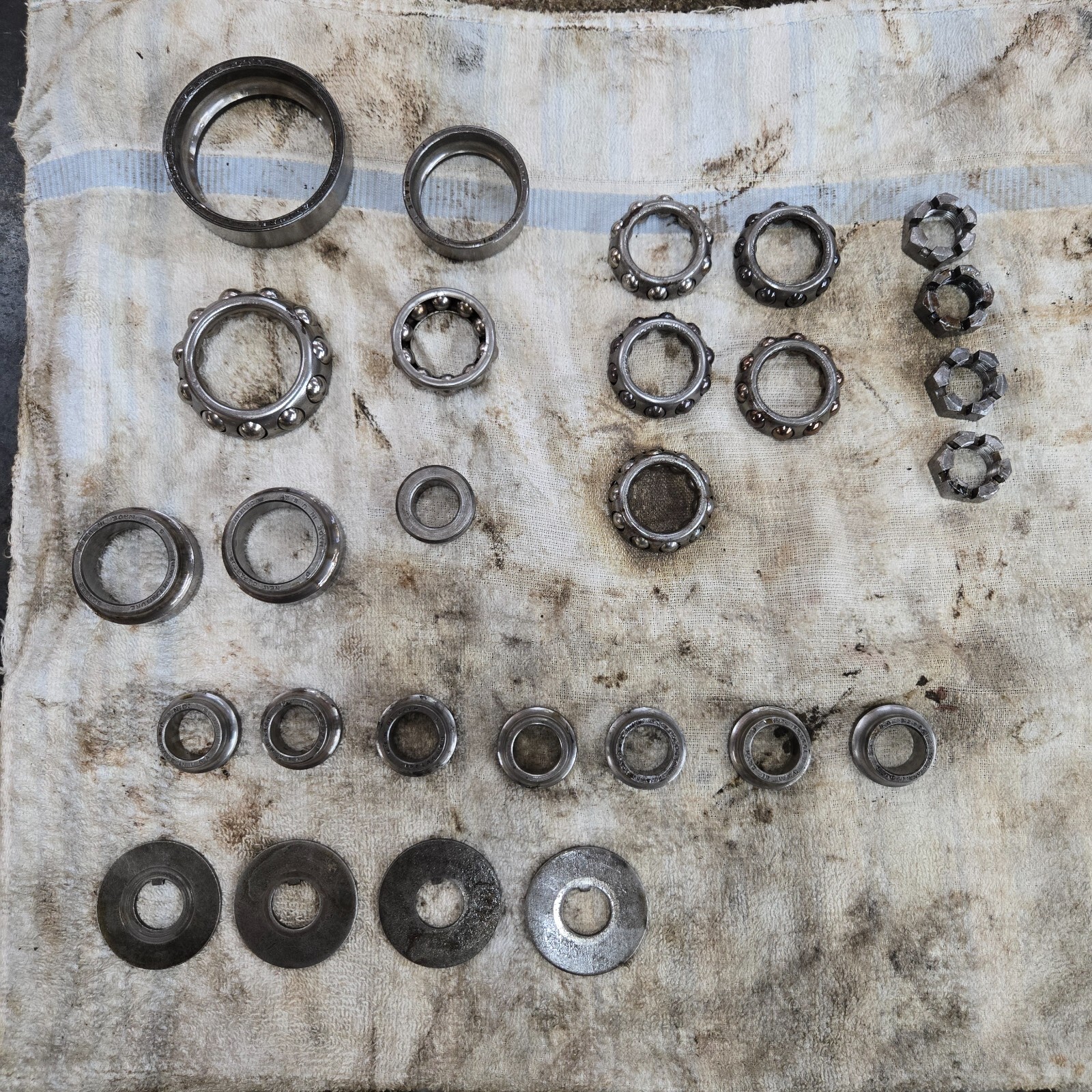 1949-1954 Chevy Pontiac Original WHEEL BEARINGS Washers Nuts Belair Chieftain