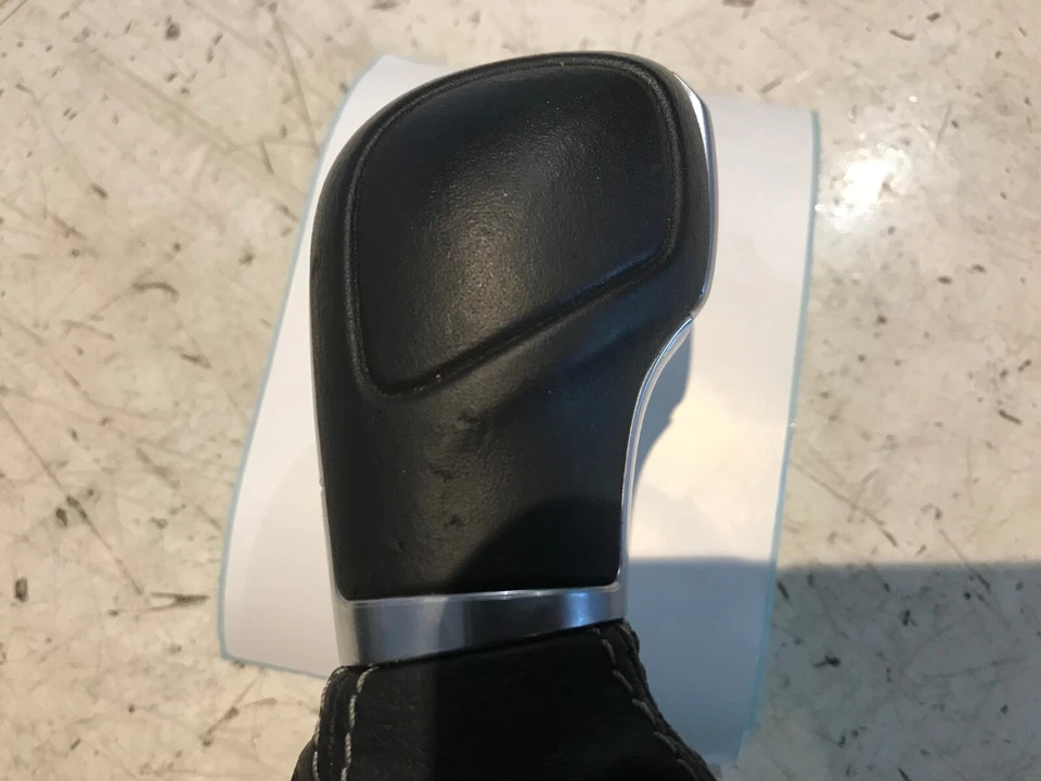 GENUINE 16-20 VW TIGUAN MK2 DSG AUTO GEAR STICK KNOB GEAR GAITER - Image 2 of 4