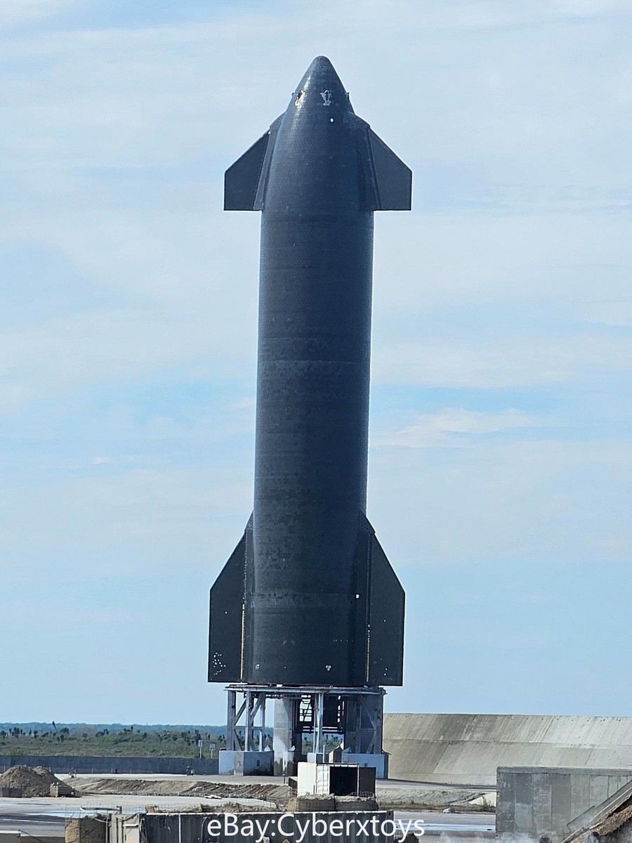 1:200 SpaceX Starship Rocket Model High Precision Magnetic