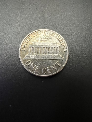 1967 Lincoln Penny No Mint Mark - RARE Error "L" & "WE Trust" on rim - Picture 3 of 4