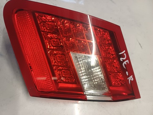 12E* Mercedes Benz W212 Limousione LED Rückleuchte Rücklicht rechts A2128200864