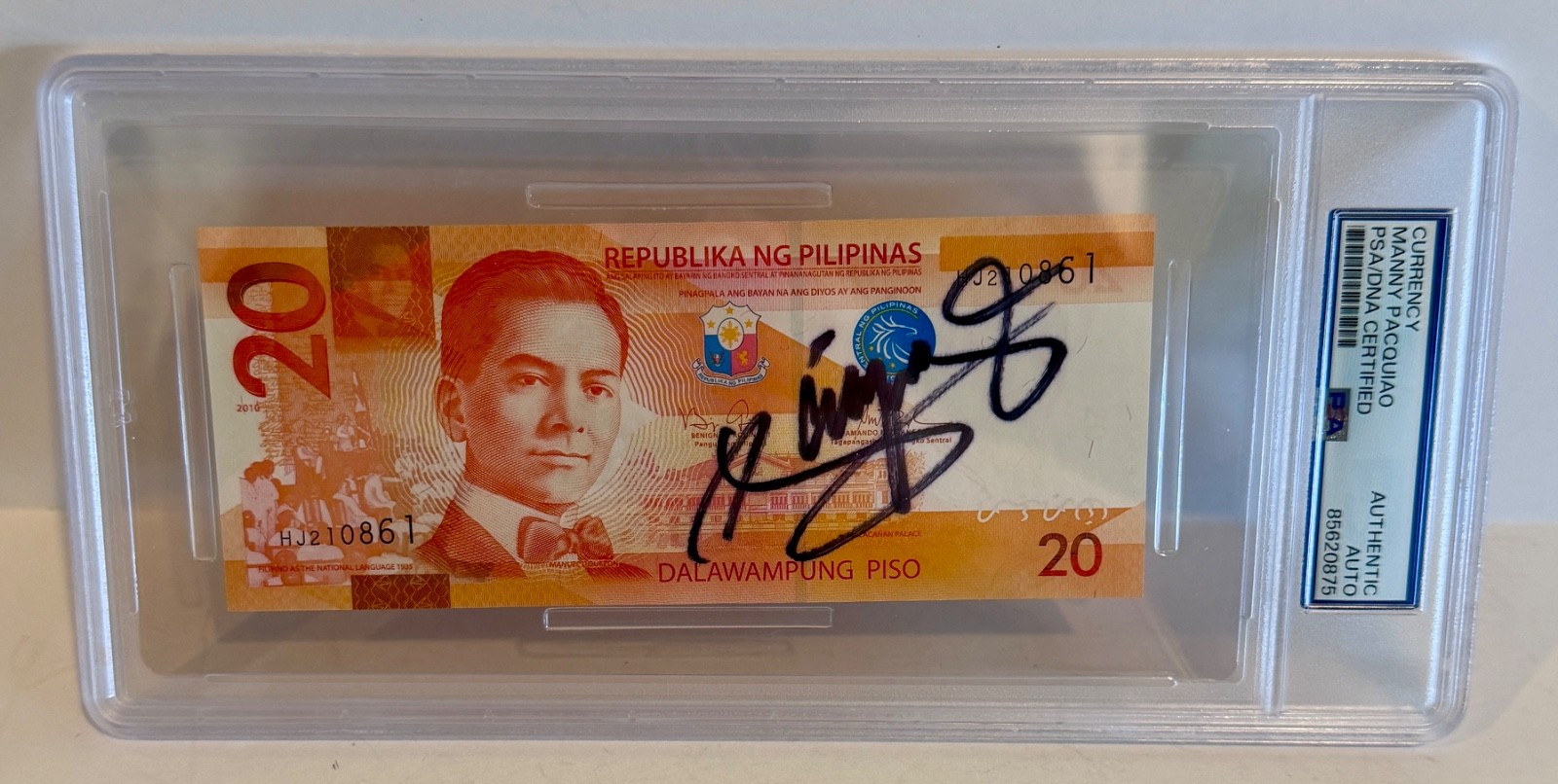 Manny Pacqui o Autographed Signed Manny Pacquiao Pacman Boxing Auto 20 Pesos Philipines PSA DNA Slabbed 