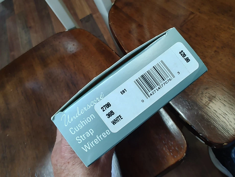 Underscore Cusion Strap Wireless Bra Women’s US Size 38 B White New - Image 2 of 4