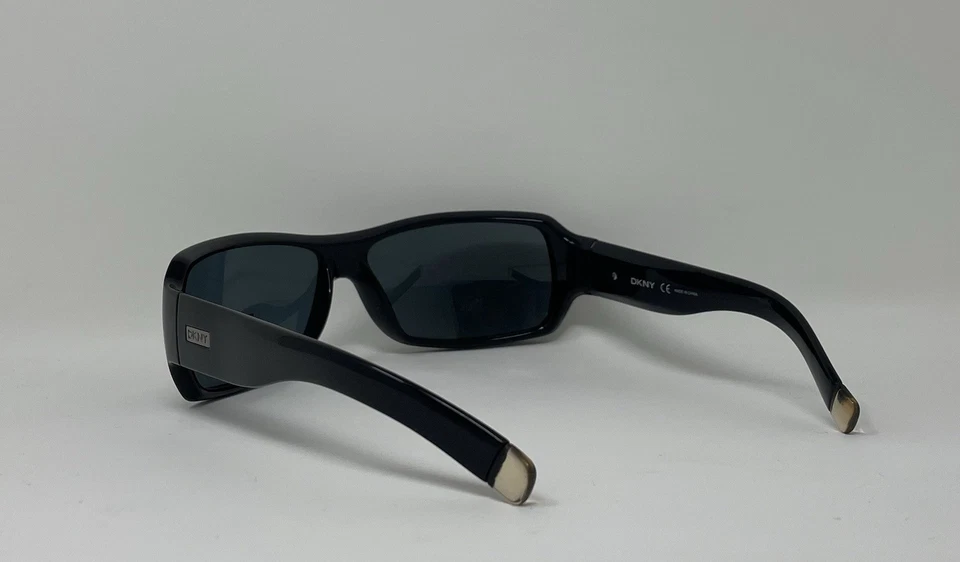 Gafas de sol DKNY DY4019 3001/71 negras, lentes negras. Talla 60-13-120 Foto 3 de 3