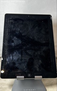 Apple iPad 2nd Gen A1395 16GB Silver WiFi Cracked Screen FOR PARTS