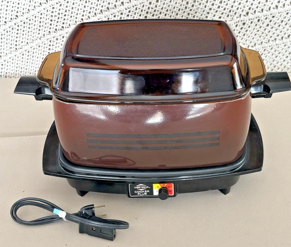 West Bend Slow Cooker Plus Brown Retro 6 QT Cooker Crock Pot 5275 Amber Glass Ld