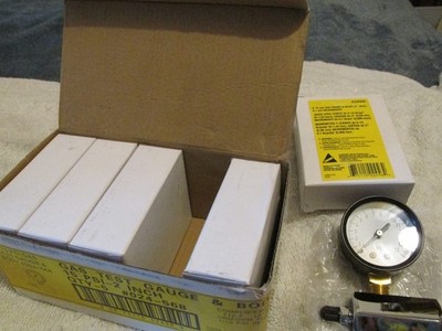 NEW Case of 5 --Gas Test Pressure Gauge 15 Pound 15 PSI FNPT Connection Assembly
