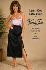 VTG 80s Vanity Fair Black Antron III Full Slip Small Lace Trim USA Nylon