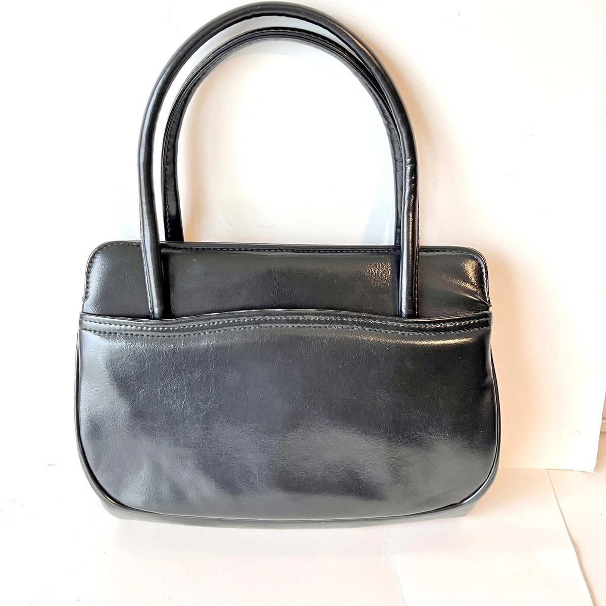 Clasp shoulder bag sale