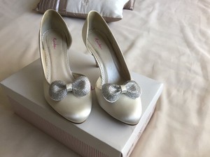 faith bridal shoes uk