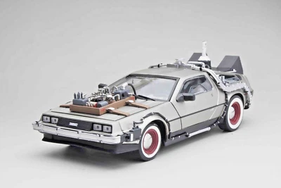 De Lorean Retour vers le futur III 1/18 - Sun Star 2712 - Photo 1/4