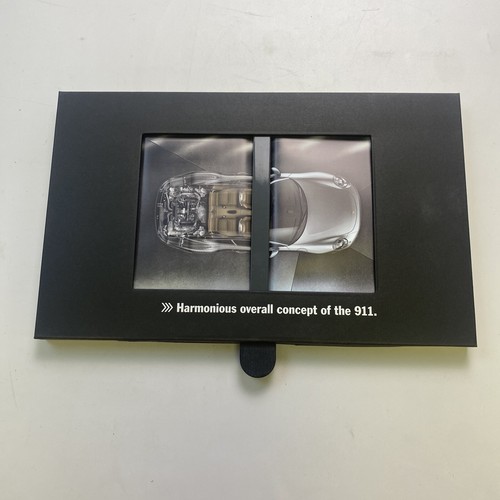 The New 911 - Porsche - Ever Ahead Book & Show Cards  - Bild 13 von 15