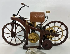 Vintage Franklin Mint 1885 Daimler Single Track Motor Vehicle Model w/ Paperwork