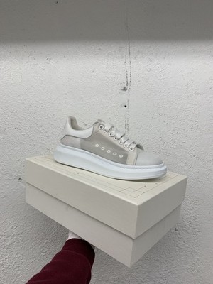New With Box Men's Oversized Alexander McQueen Sneaker White EU 42 US 9 X110