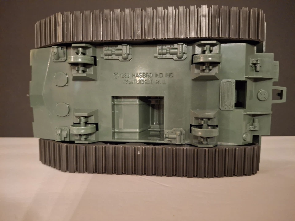 Vehículo tanque GI Joe Wolverine 1983 con lanzacohetes G-27 Foto 4 de 4