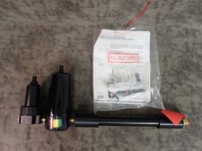 NEW Parker AD0008-40 Pneumatic Compressed Air Dryer, 1/4" NPT (M30)